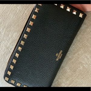 Valentino wallet